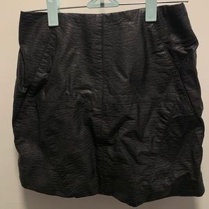 black zip up back skirt 💗 (3 for $15)